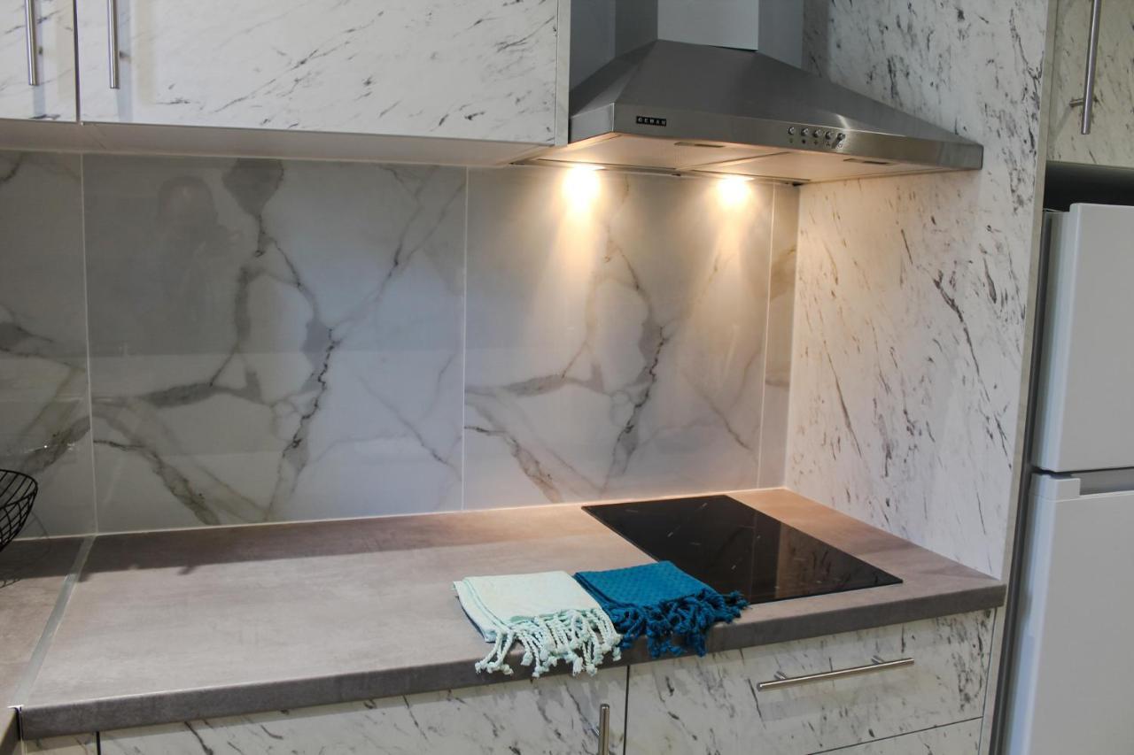 Wave Luxury Apartments Кассиопи Экстерьер фото