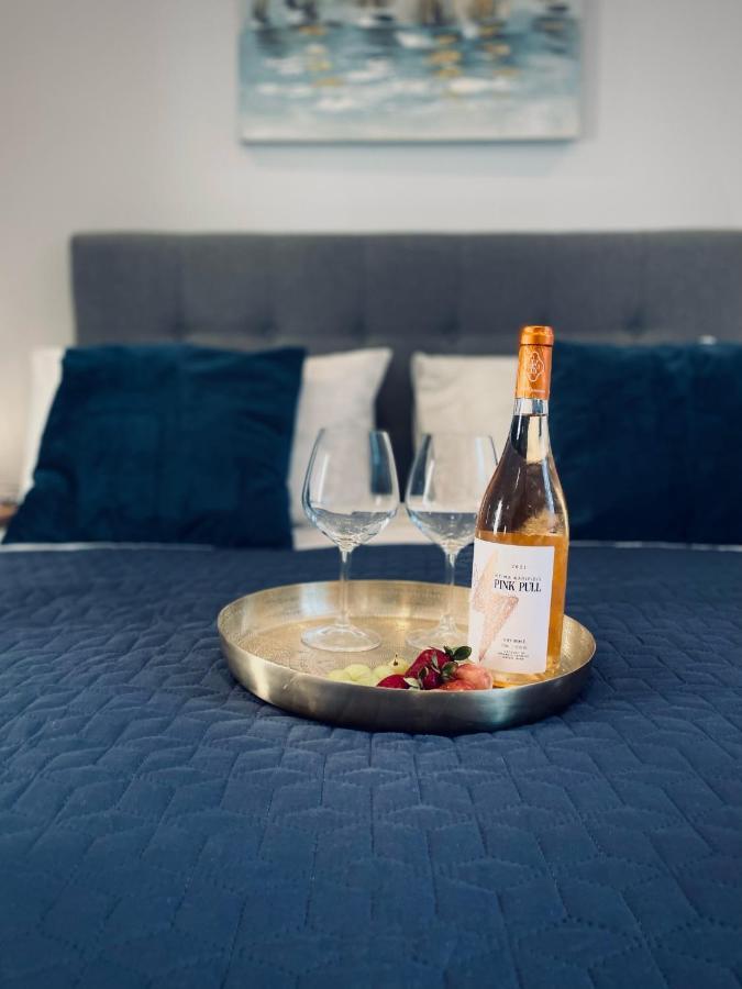 Wave Luxury Apartments Кассиопи Экстерьер фото