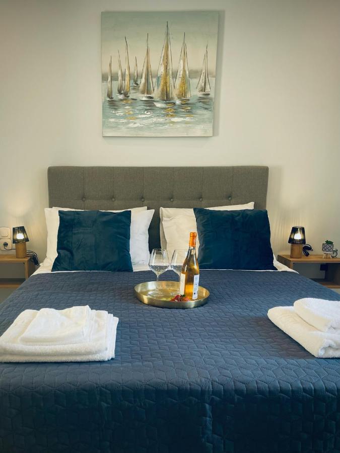 Wave Luxury Apartments Кассиопи Экстерьер фото