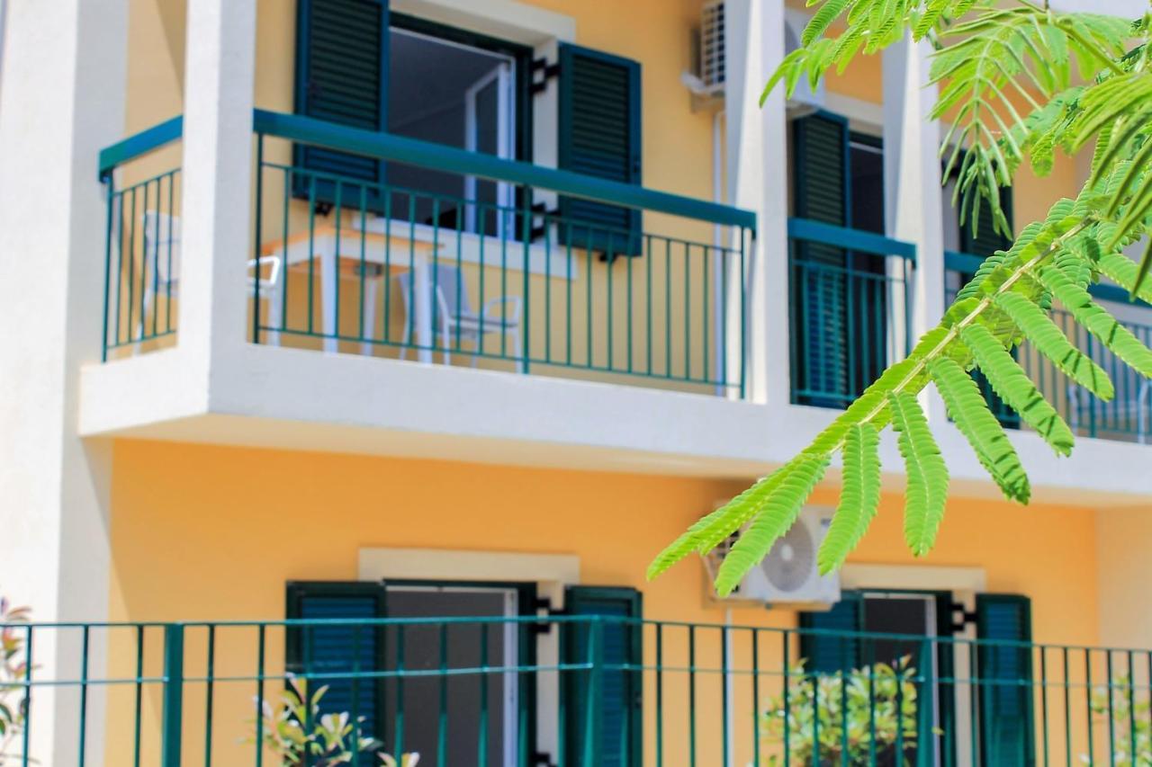 Wave Luxury Apartments Кассиопи Экстерьер фото